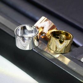 Picture of LV Ring _SKULVring11ly7112924
